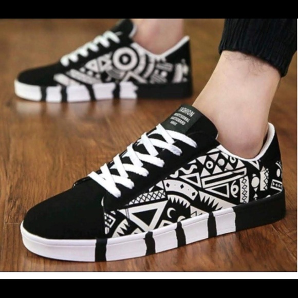 New African Tribal Art shoes - Picture 3 of 5